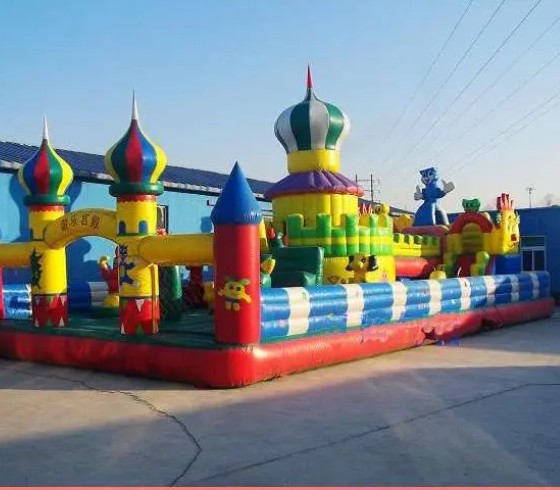 Large Bouncy Amusement Inflatable Castle