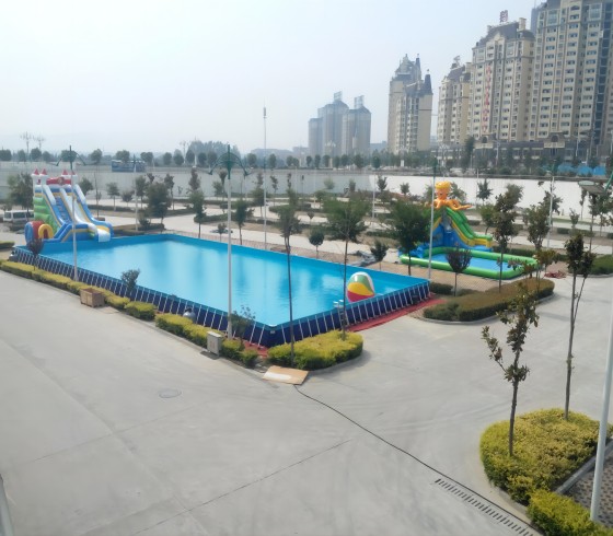 Metal frame pool